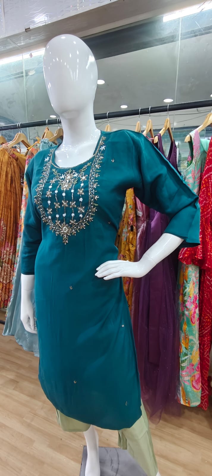Green delicate work suit