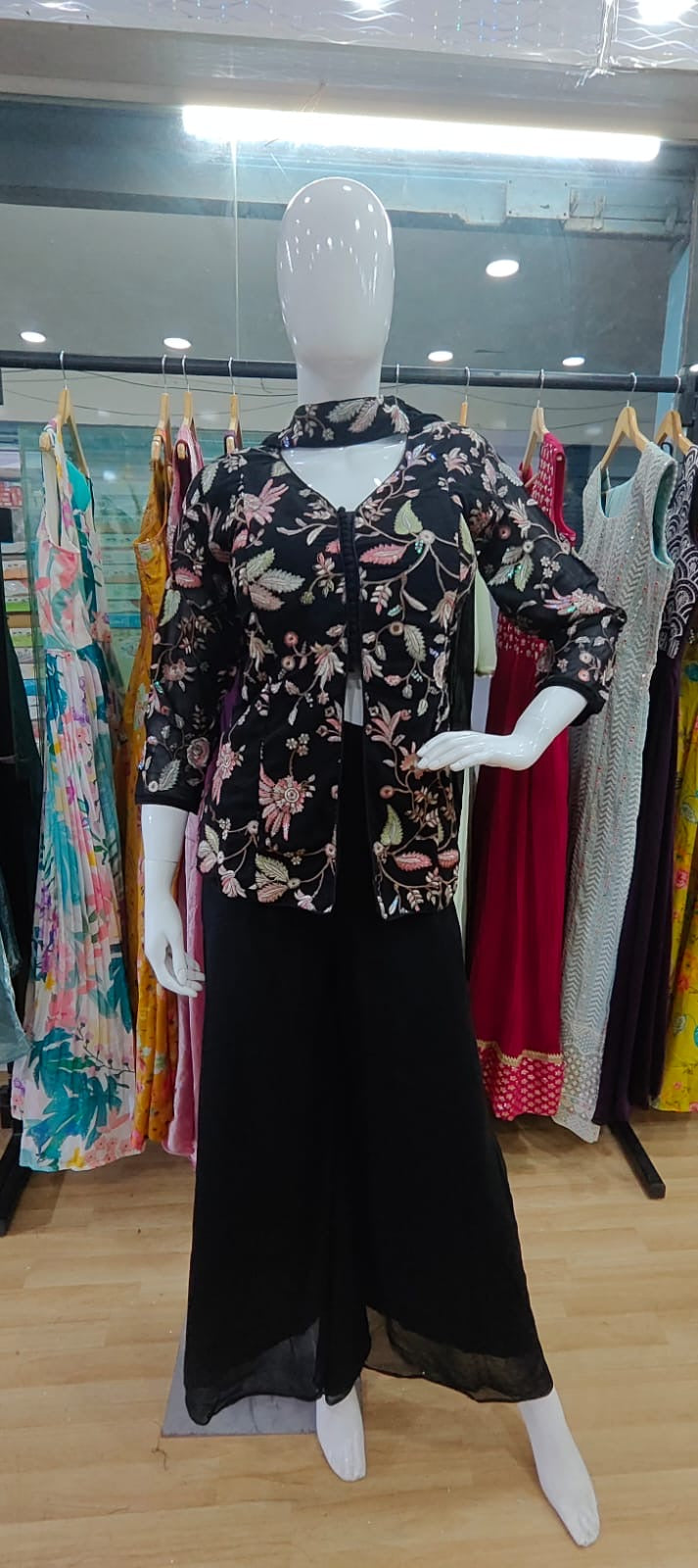 Black floral peplum set