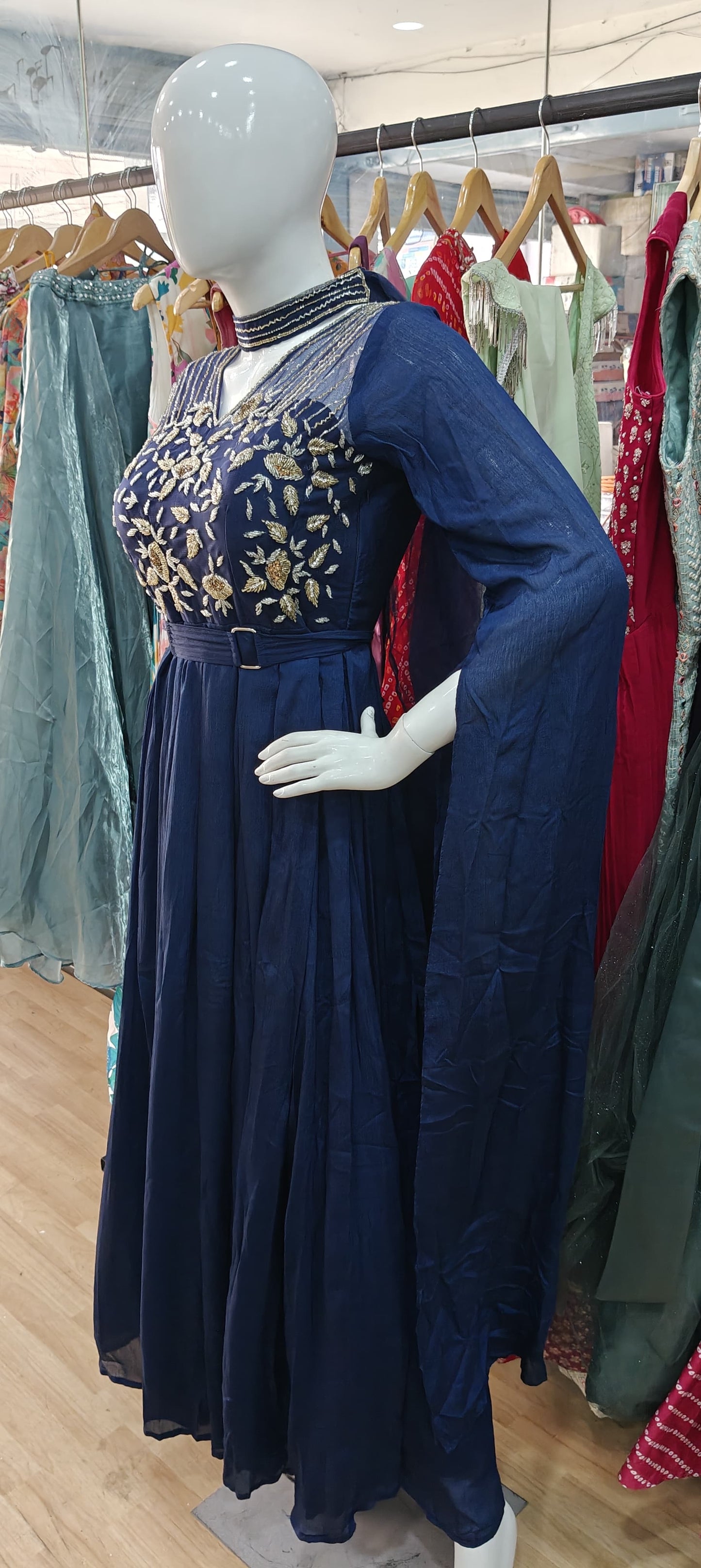 Blue zari embroidered bodice with choker dupatta