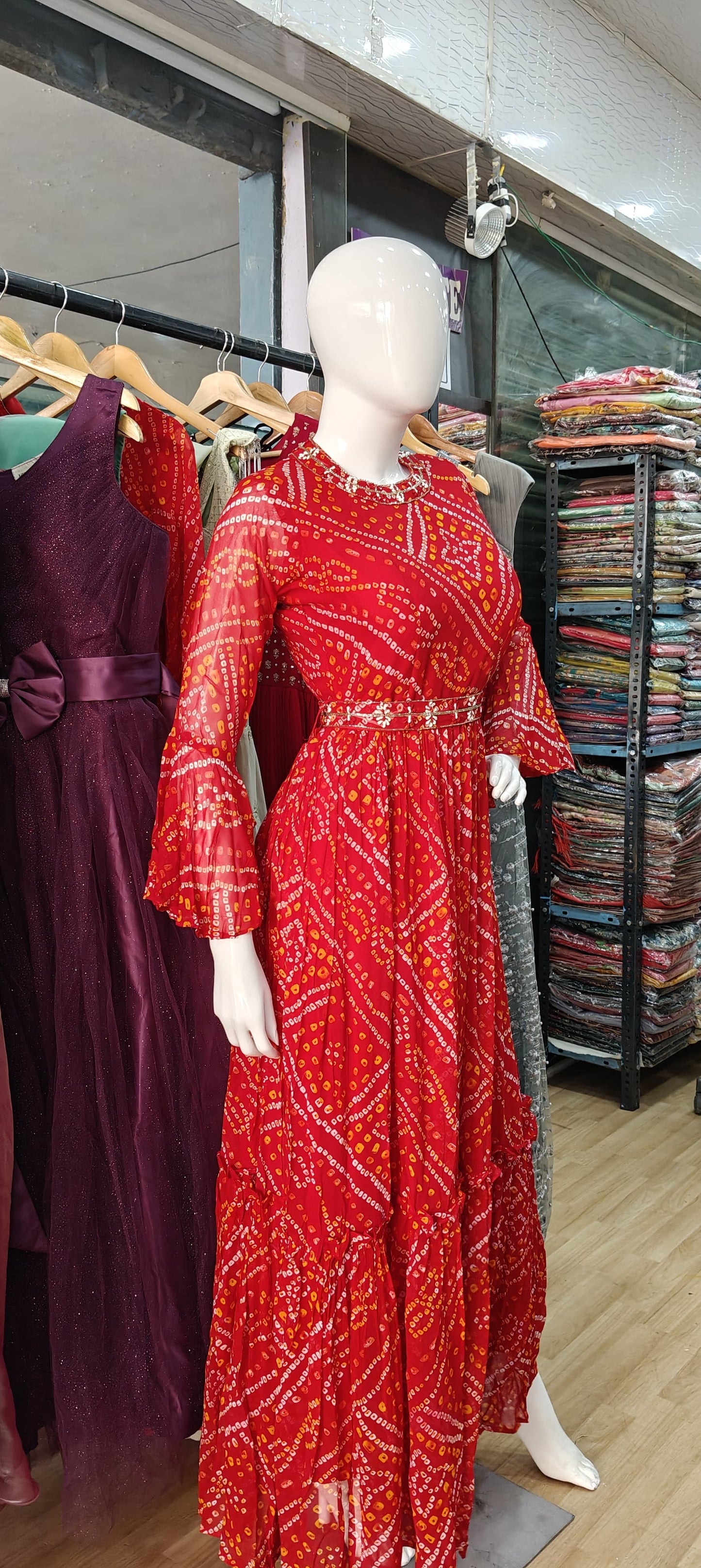 Bandhani red gown with belt