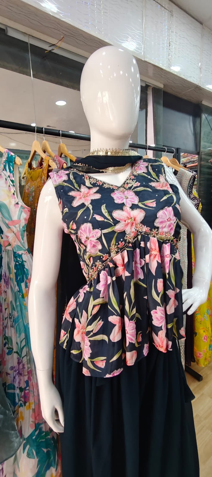 Black & pink floral peplum set