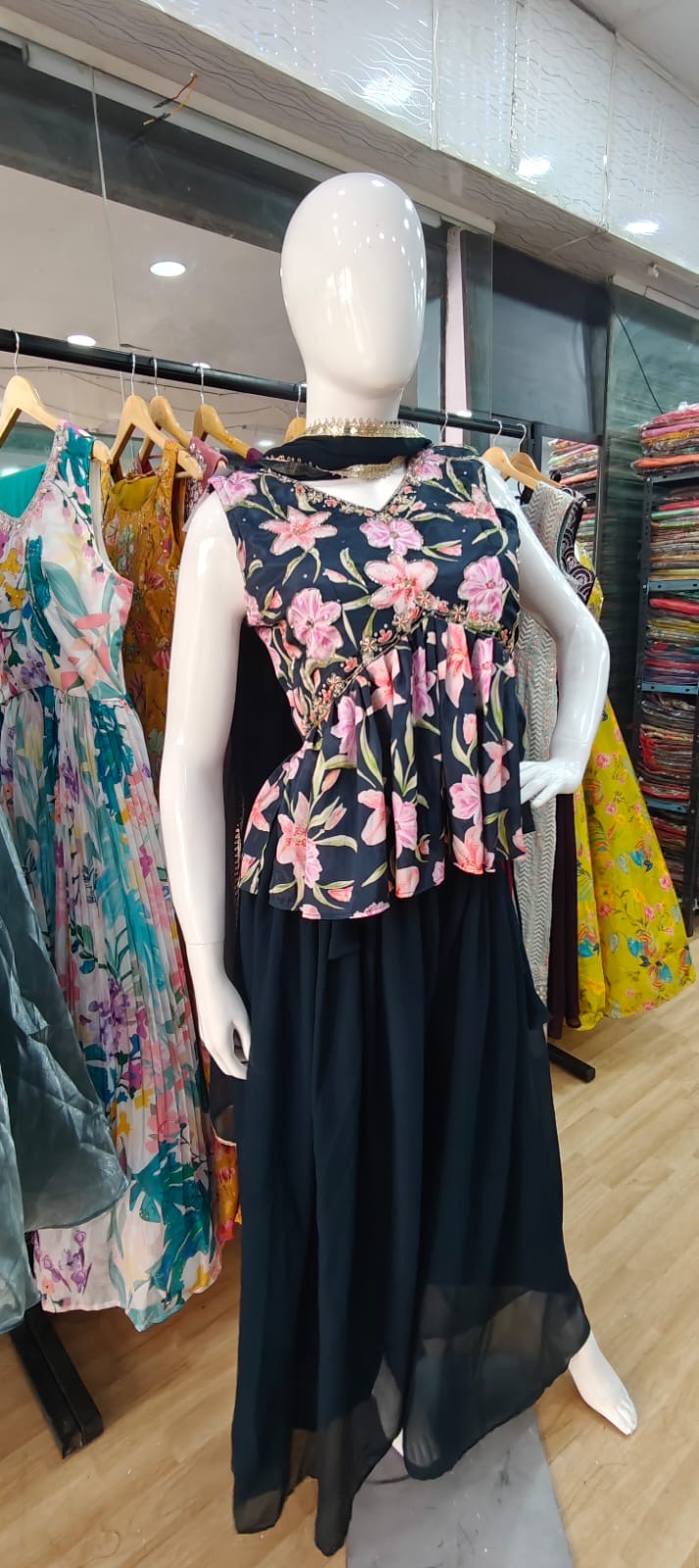 Black & pink floral peplum set