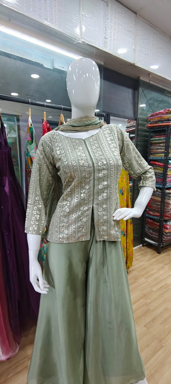 Pista green peplum set