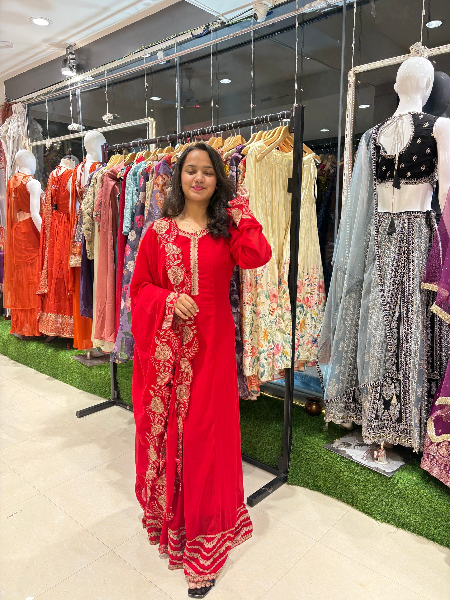 Red Anarkali