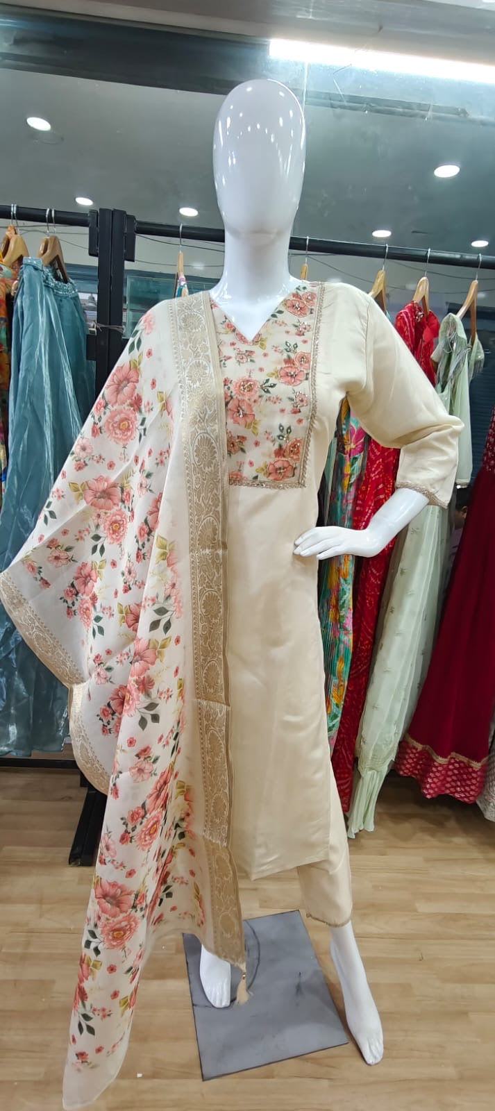 Cream floral print suit